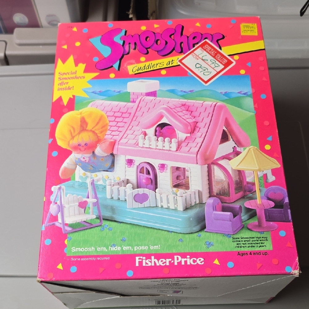 Fisher-Price Smoosher Cuddlers Pink and White House Set Vintage 1988
